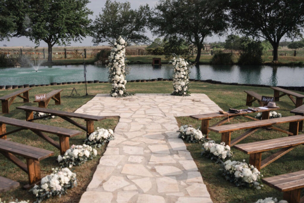 Ranch Wedding & Pond Wedding Venues Near By South Texas